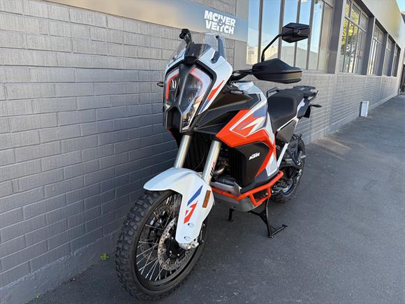 New KTM 1290 Super Adventure R