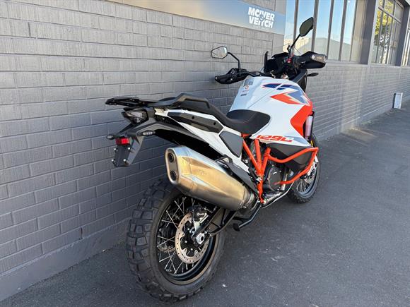 New KTM 1290 Super Adventure R