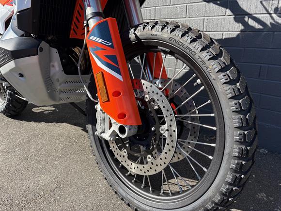 New KTM 890 Adventure R