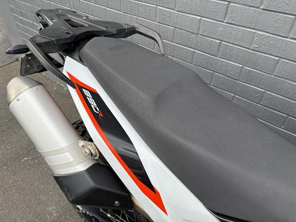 2022 KTM 890 Adventure R
