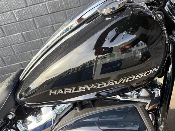 New Harley-Davidson Breakout