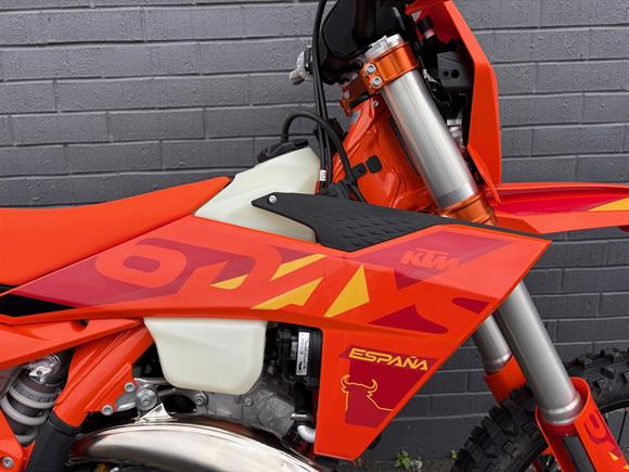 New KTM 300 EXC 6 Days