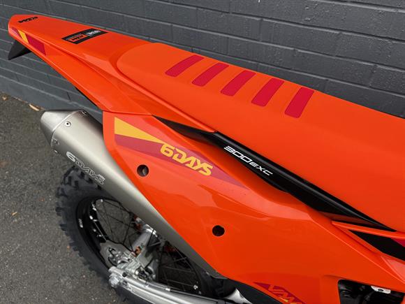 New KTM 300 EXC 6 Days