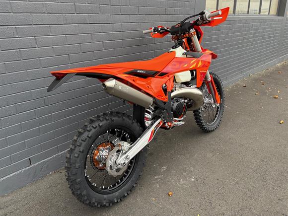 New KTM 300 EXC 6 Days