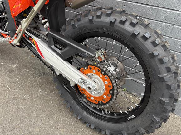 New KTM 300 EXC 6 Days