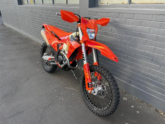 New KTM 350EXC-F 6 DAYS