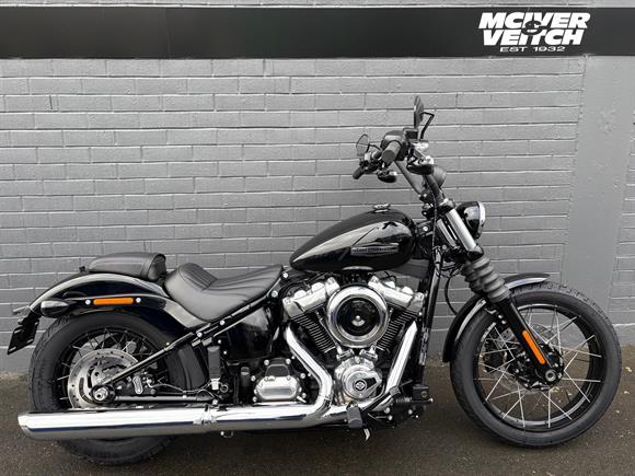 Harley-Davidson Street Bob 117 Classic Engine 2025