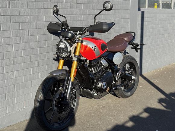 New Triumph Scrambler 400 X