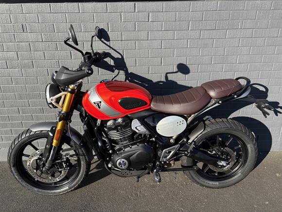New Triumph Scrambler 400 X