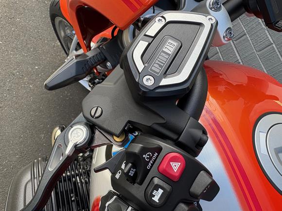 New BMW R12S