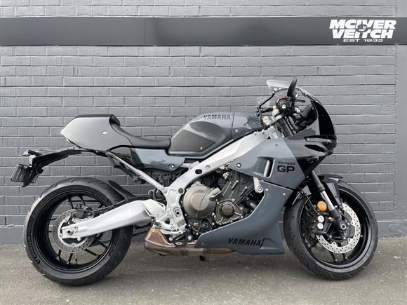 Yamaha XSR900 GP 2024