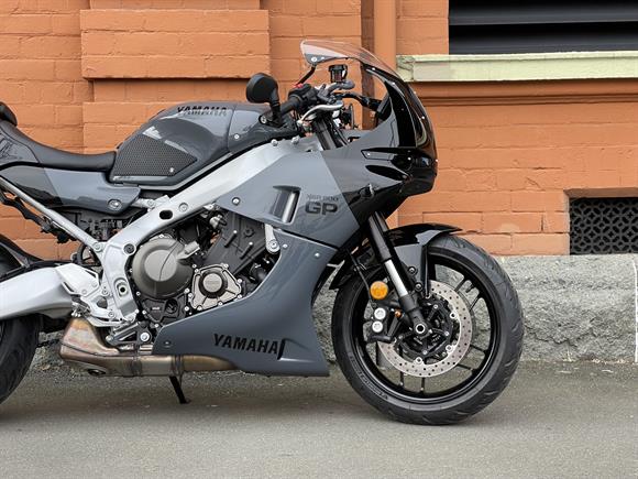 2024 Yamaha XSR900 GP