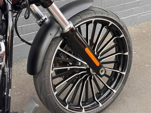 2023 Harley-Davidson Breakout 117
