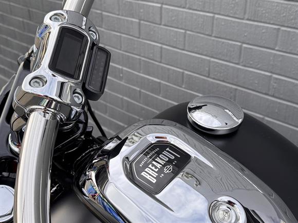 2023 Harley-Davidson Breakout 117