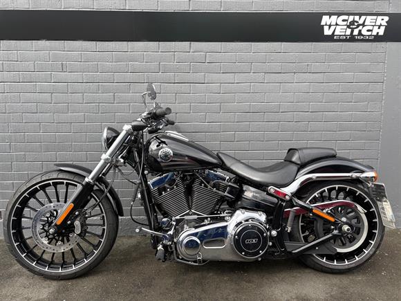 2017 Harley-Davidson Breakout FXSB 103
