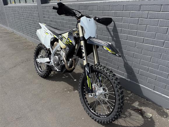 New Triumph TF250-C Cross Country