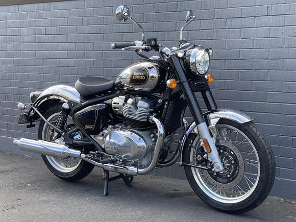 New Royal Enfield Classic 650 Black/Chrome