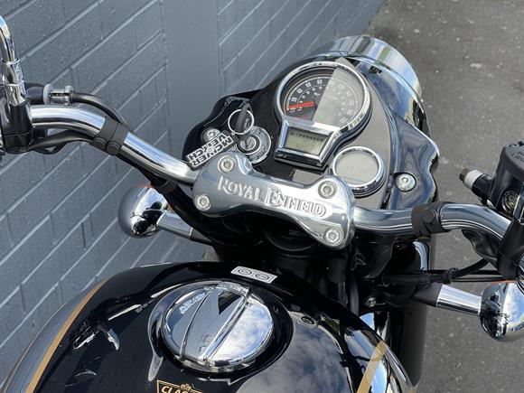 New Royal Enfield Classic 650 Black/Chrome