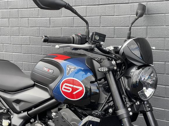 New Triumph Trident 660 TRIPLE TRIBUTE EDITION