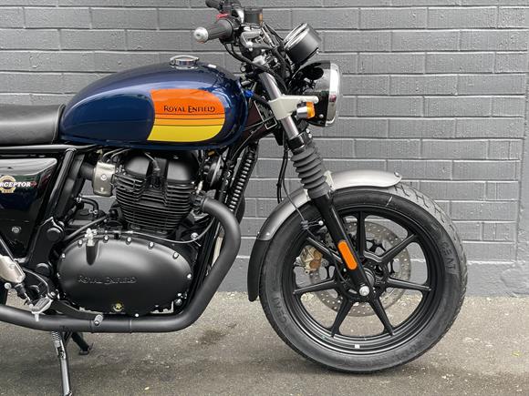 New Royal Enfield Interceptor 650 DARK