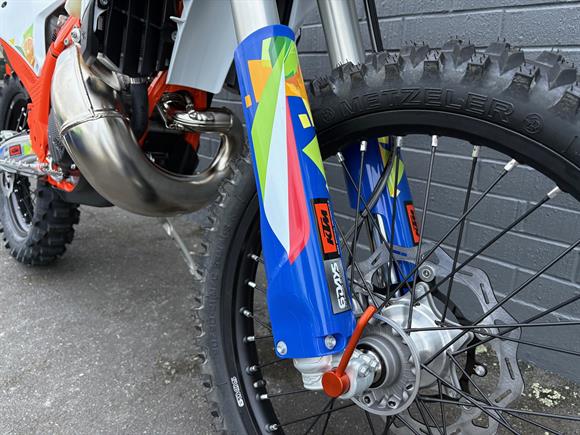 New KTM 300 EXC 6 DAYS