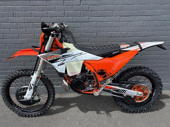 New KTM 300 EXC HARD ENDURO