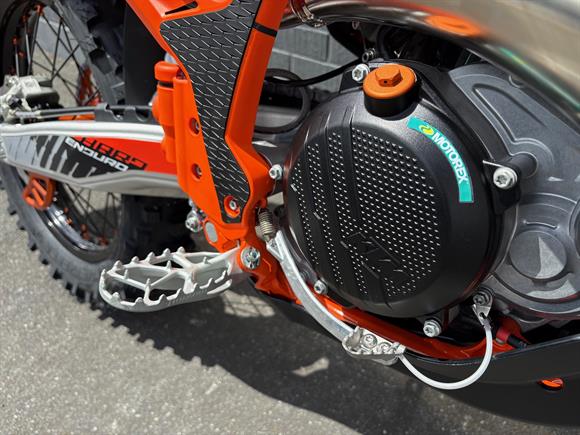 New KTM 300 EXC HARD ENDURO