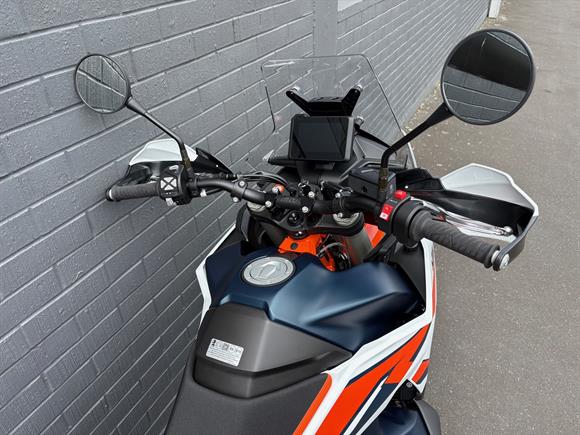 New KTM 890 Adventure R