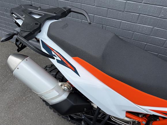 New KTM 890 Adventure R