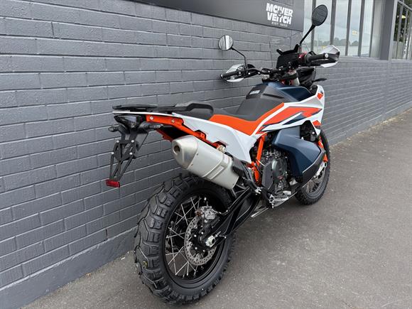 New KTM 890 Adventure R