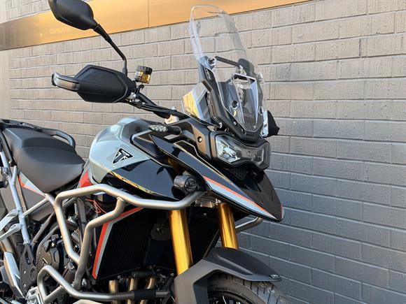 New Triumph Tiger 900 DESERT EDITION