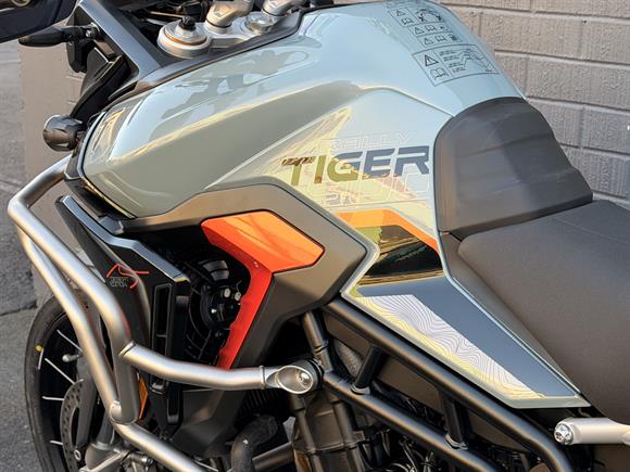 New Triumph Tiger 900 DESERT EDITION