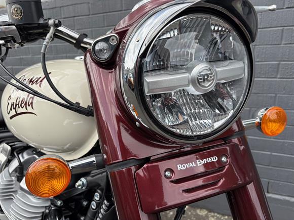 New Royal Enfield Classic 650 Vallam Red
