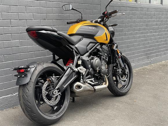 New Triumph Trident 660 LAMS