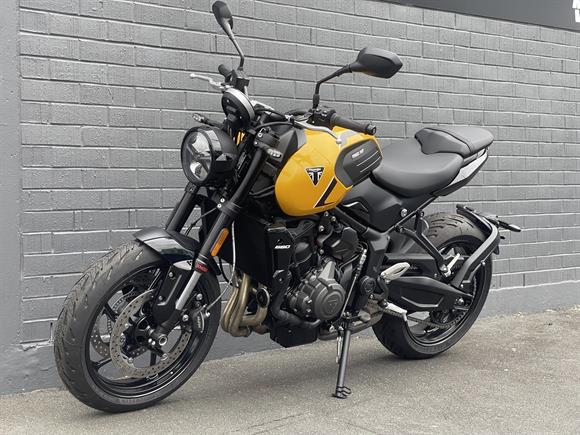 New Triumph Trident 660 LAMS