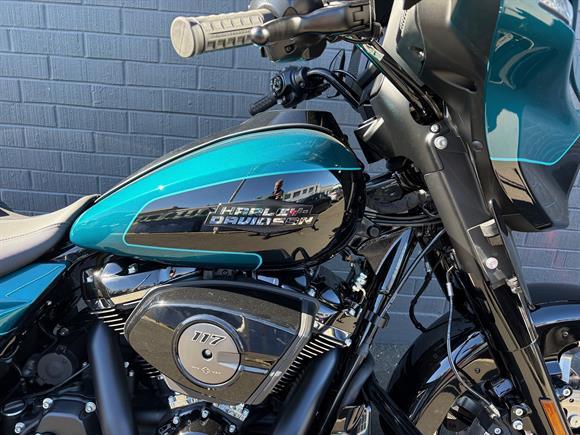 New Harley-Davidson FLHX Street Glide 117