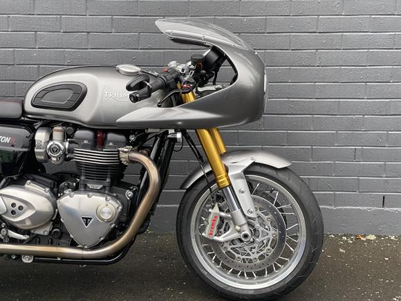 2018 Triumph Thruxton R