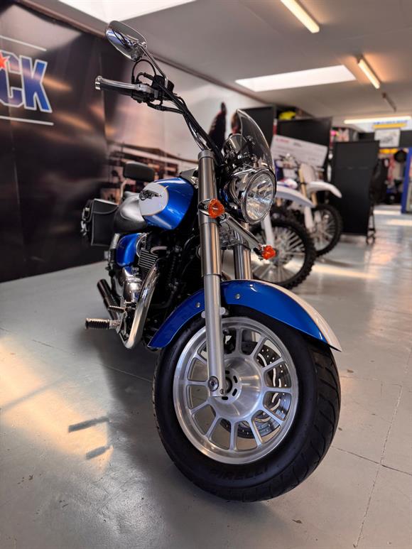 2011 Triumph Bonneville