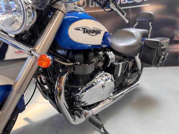 2011 Triumph Bonneville