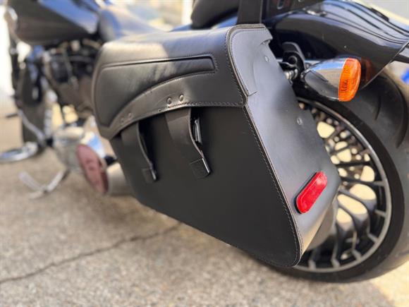 2015 Harley-Davidson Breakout Softail